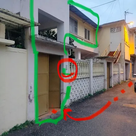 Hostel Backpackers Lacasa De Payaso Durrës